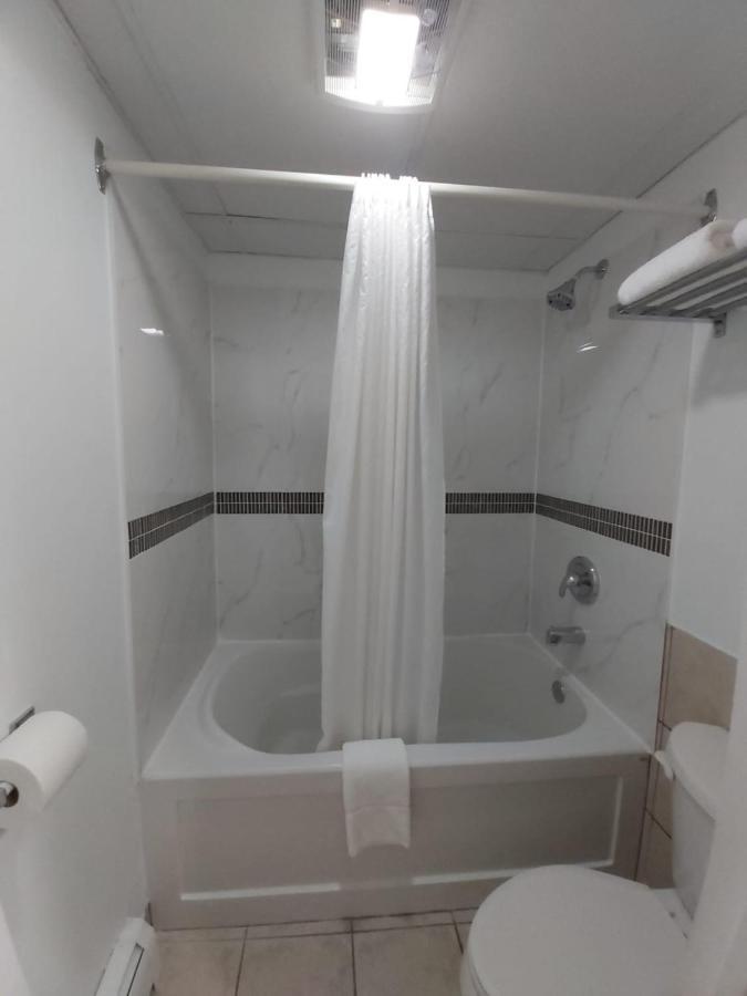 Arnprior Motor Inn Dış mekan fotoğraf