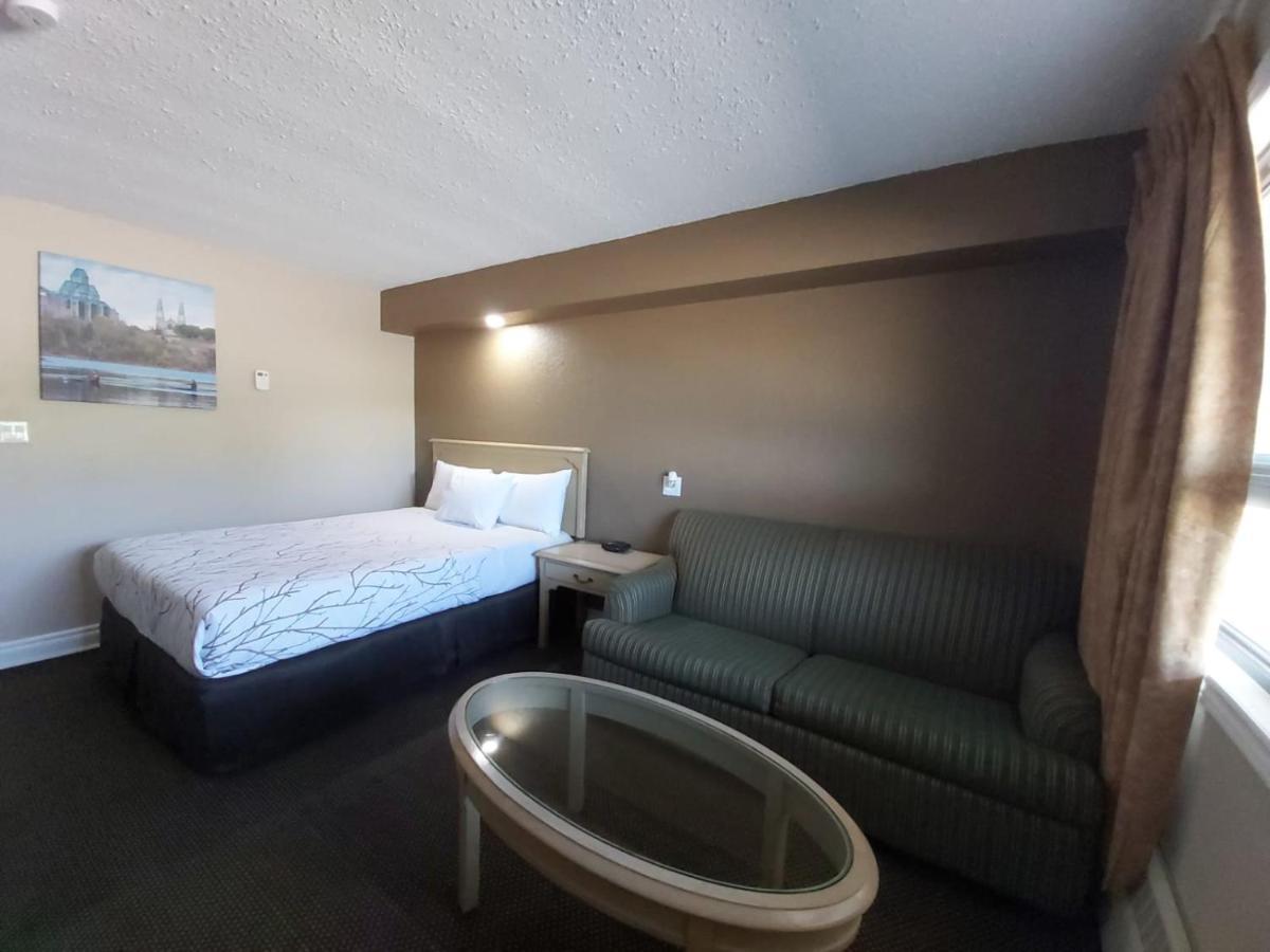 Arnprior Motor Inn Dış mekan fotoğraf