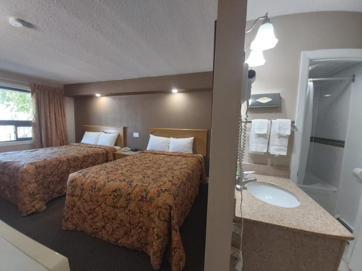 Arnprior Motor Inn Dış mekan fotoğraf