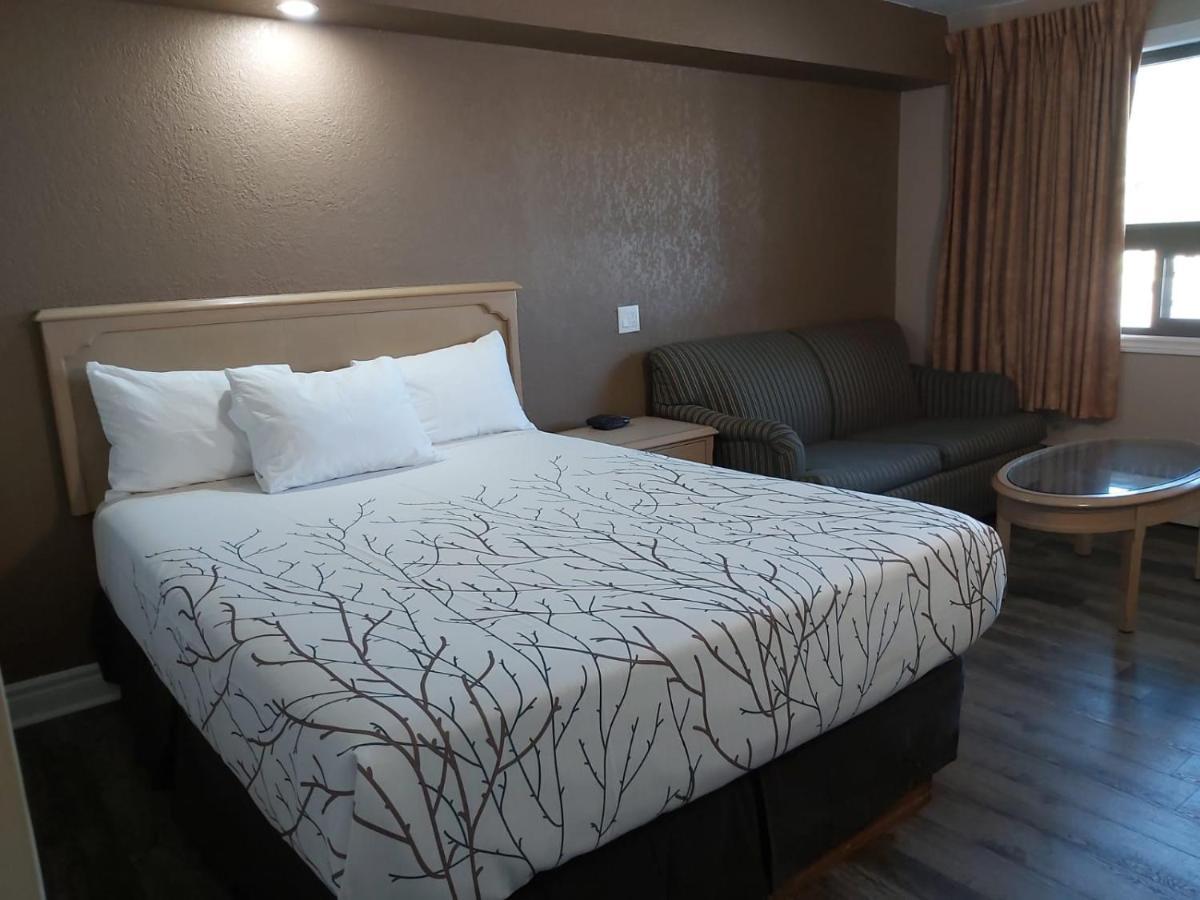 Arnprior Motor Inn Dış mekan fotoğraf