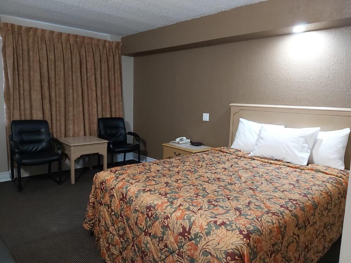 Arnprior Motor Inn Dış mekan fotoğraf
