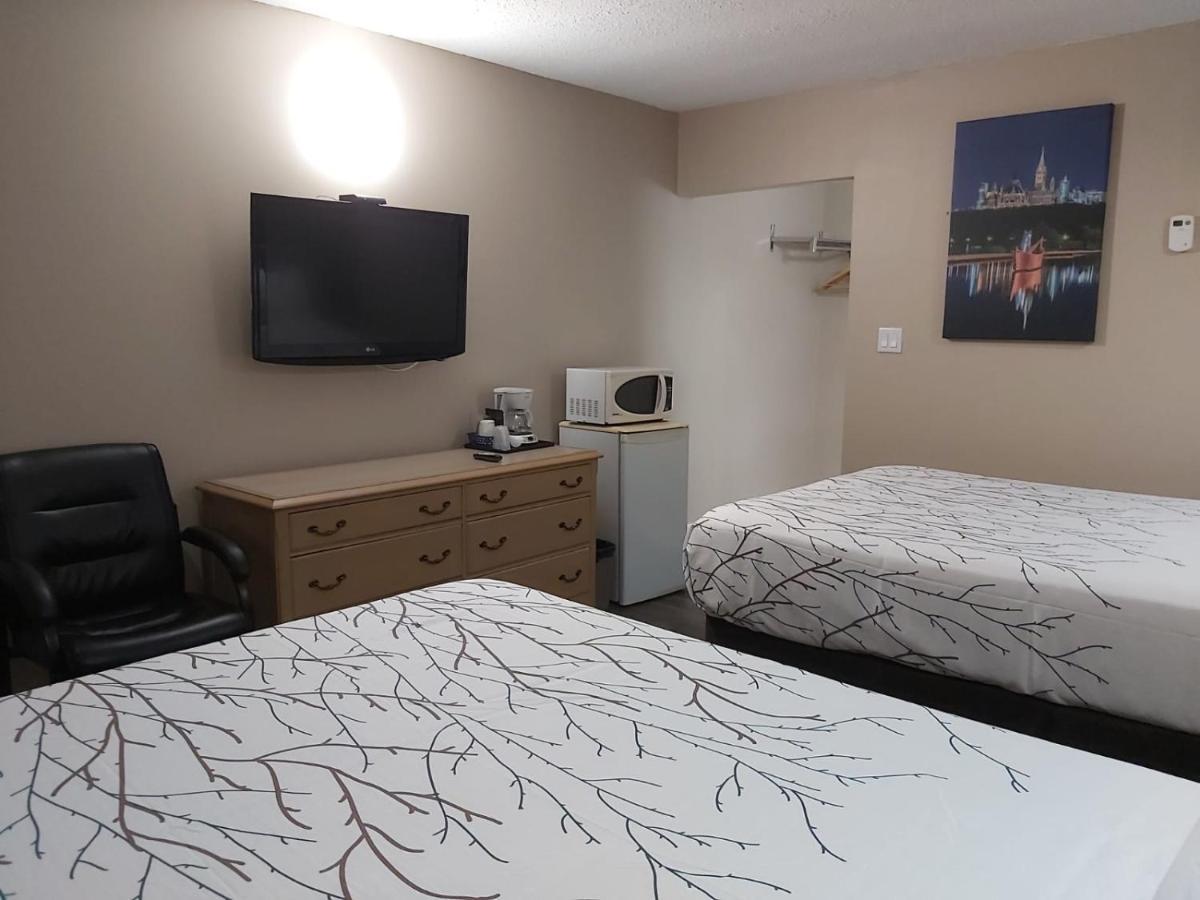 Arnprior Motor Inn Dış mekan fotoğraf