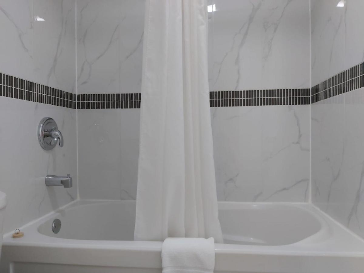 Arnprior Motor Inn Dış mekan fotoğraf