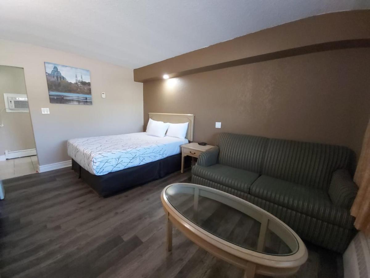 Arnprior Motor Inn Dış mekan fotoğraf