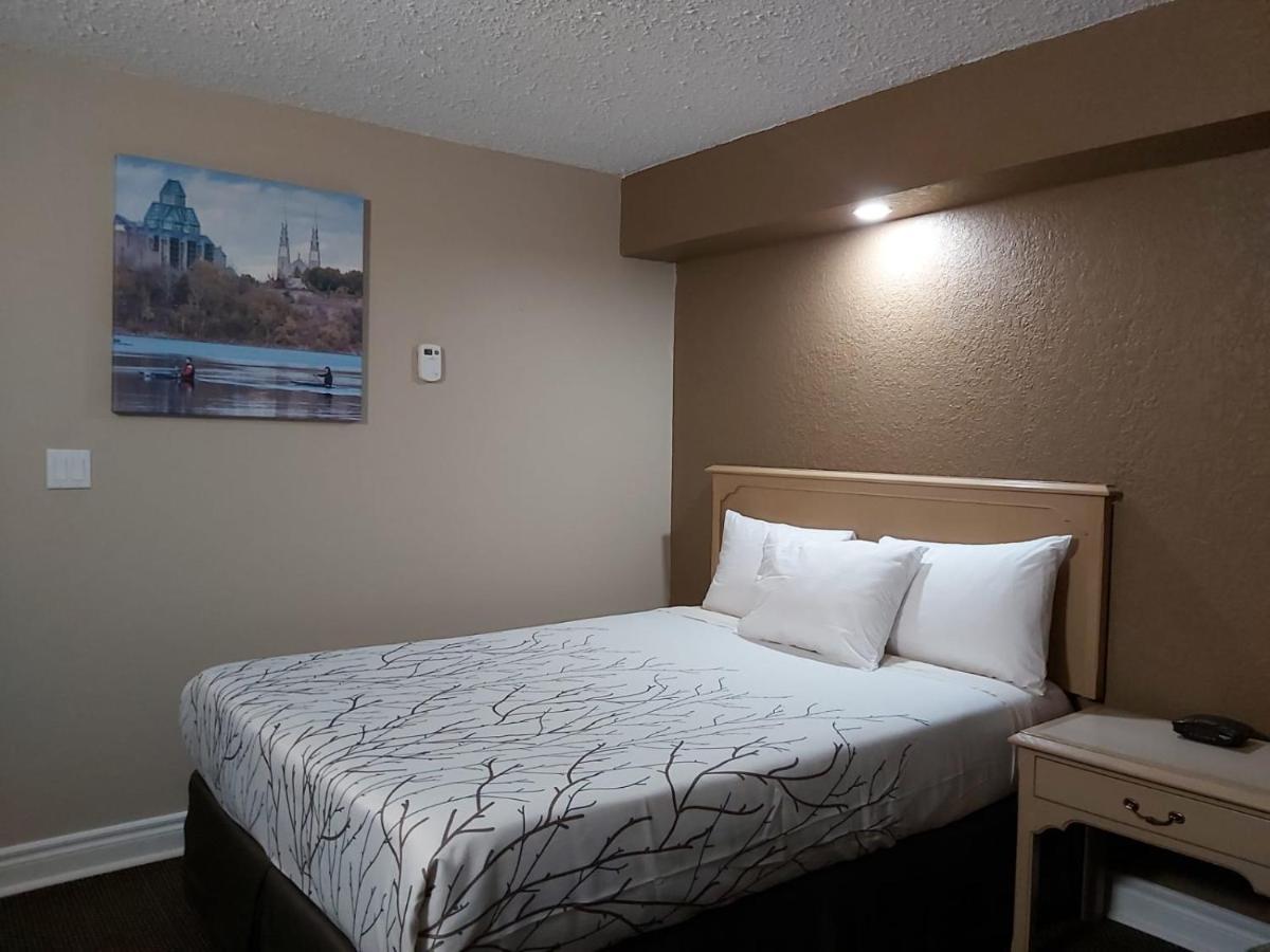 Arnprior Motor Inn Dış mekan fotoğraf