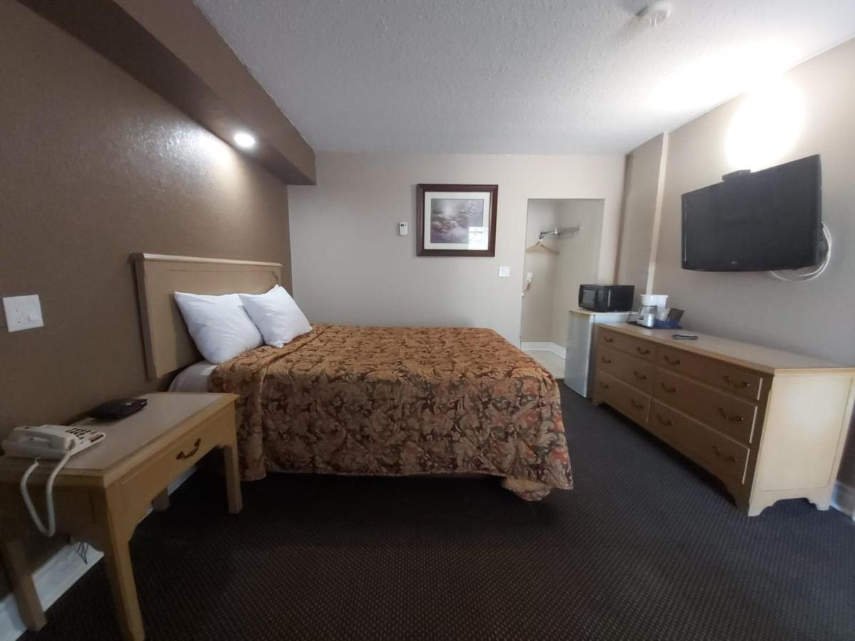 Arnprior Motor Inn Dış mekan fotoğraf