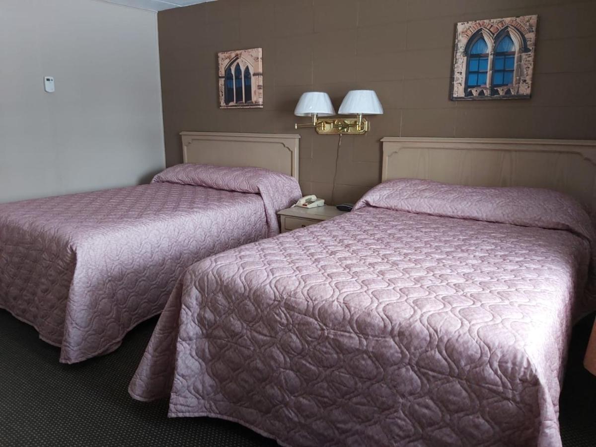 Arnprior Motor Inn Dış mekan fotoğraf