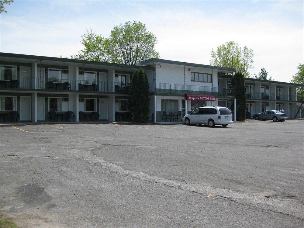 Arnprior Motor Inn Dış mekan fotoğraf