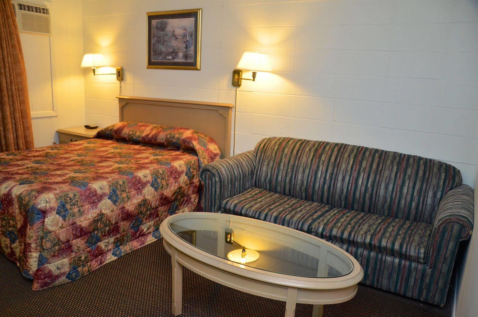 Arnprior Motor Inn Dış mekan fotoğraf